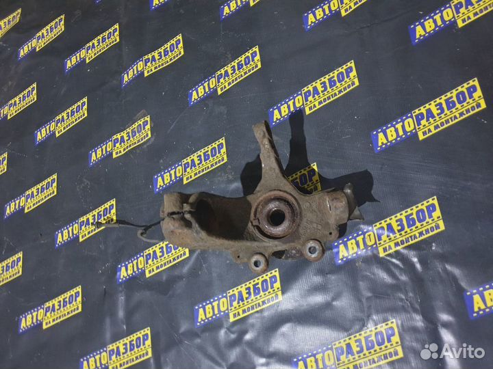 Кулак поворотный правый Форд Фокус 2