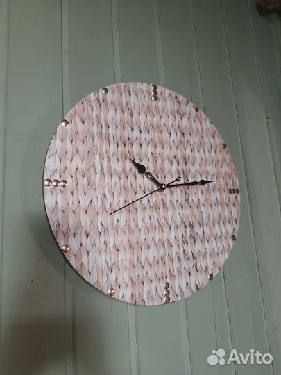 Часы настенные