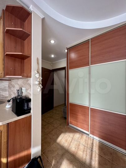 2-к. квартира, 75 м², 9/9 эт.