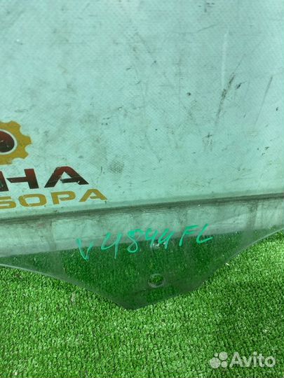 Стекло двери переднее левое Volkswagen Golf MK7