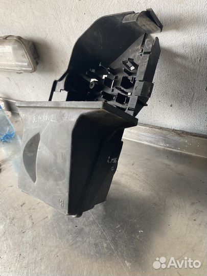 Корпус блока предохранителей renault master 2