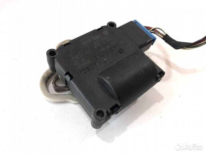 Моторчик печки Audi A8 D3