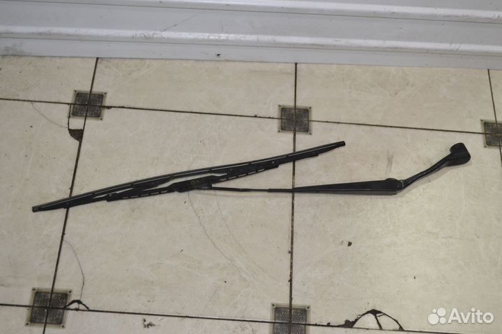 Поводок дворника левый Mitsubishi Lancer 9