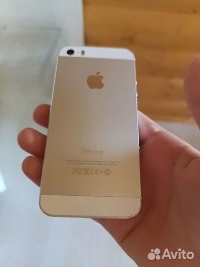 Телефон iPhone 5s