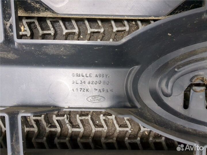 Решетка радиатора Ford F-150, 2010