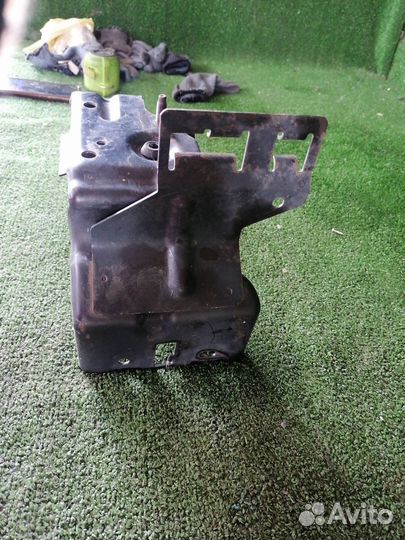 Кронштейн блока ABS Citroen Ds4 EP6CDT 2012