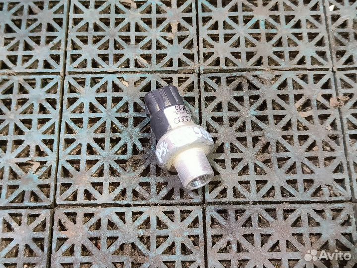 Датчик кондиционера Volkswagen Passat B5+ 1.8 AWT