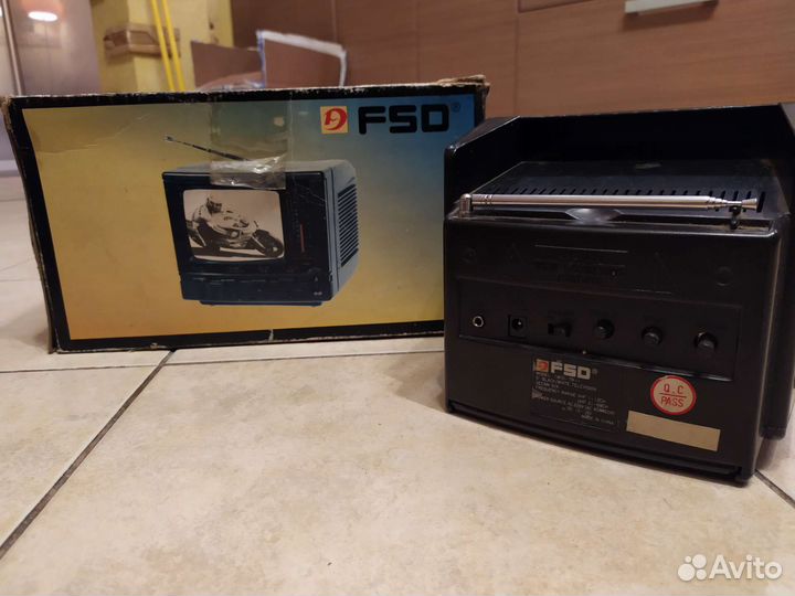 Телевизор FSO 14FD-TR-1 винтаж