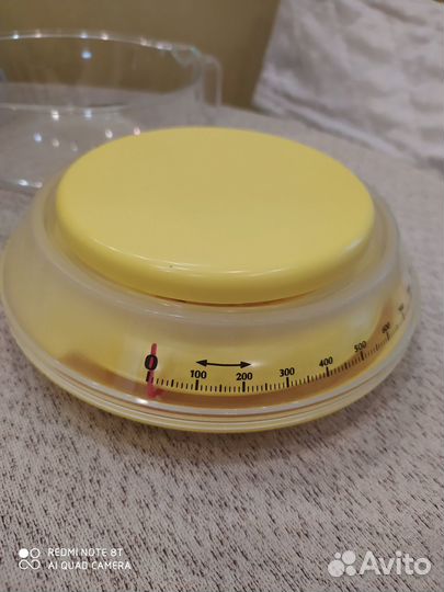 Новые в упаковке кухонные весы Yves Rocher