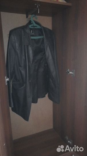 Продаю б/у шкаф для прихожей