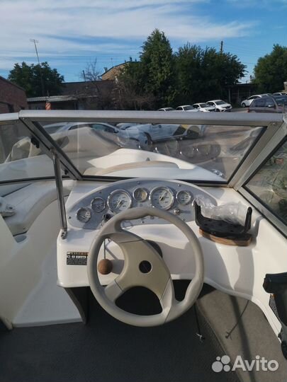 Катер bayliner 175