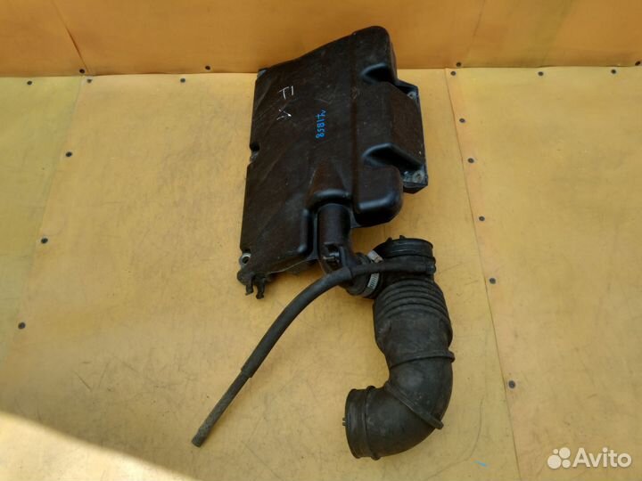 Резонатор воздушного фильтра Mitsubishi Outlander