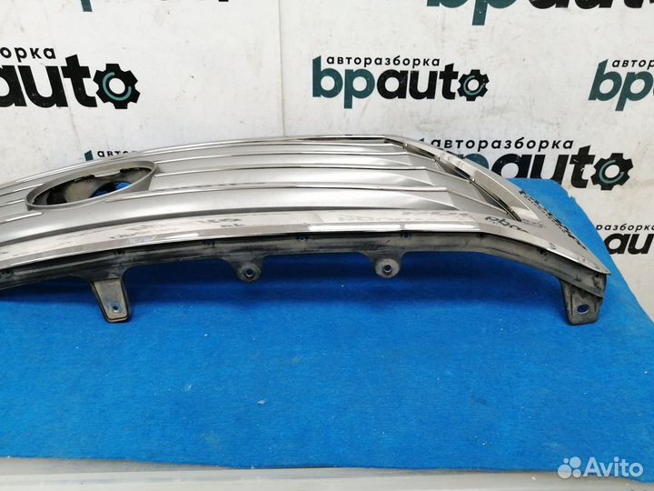 Решетка радиатора 53101-60521 Lexus LX570 LX450D