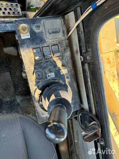 Мини-погрузчик КУРГАНМАШЗАВОД МКСМ 800, 2006