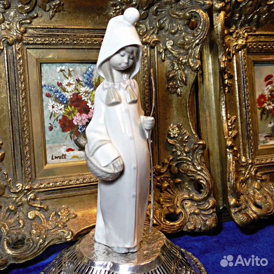 Девочка с корзинкой.Lladro.Статуэтка.Фарфор