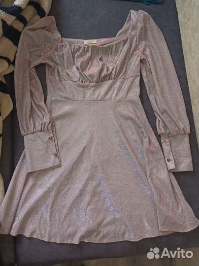 Блестящее платье