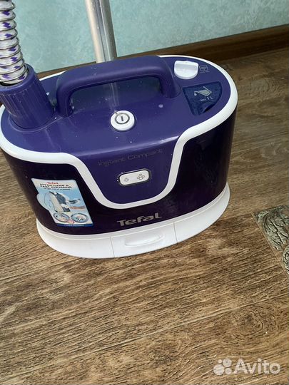 Отпариватель для одежды вертикальный Tefal