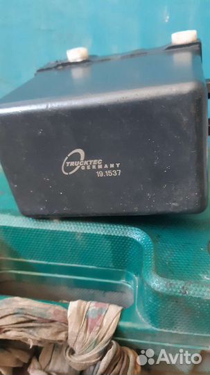 Масляной носос, домкрат подьёма кабины новый