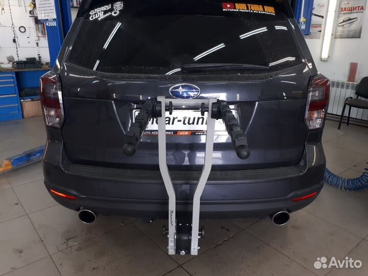 Крепление велосипеда на прицепное устройство Ar