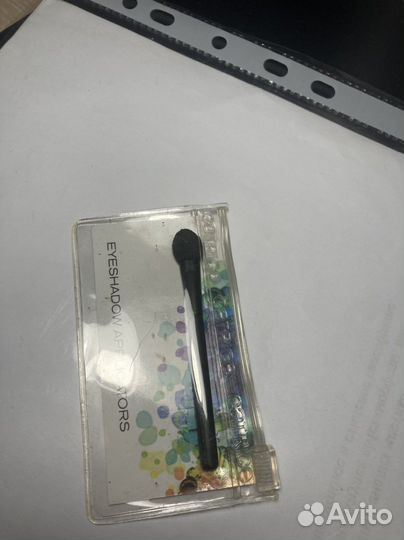 Кисточка аппликатор для теней