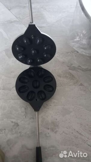 Вафельница орешница