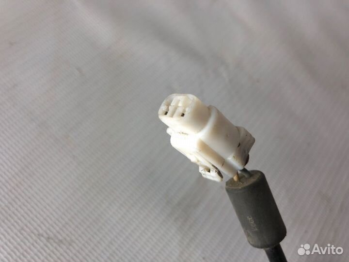 Датчик abs задний правый Suzuki Sx4 седан M16A