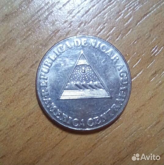 Монета 5 сентаво Никарагуа 1994