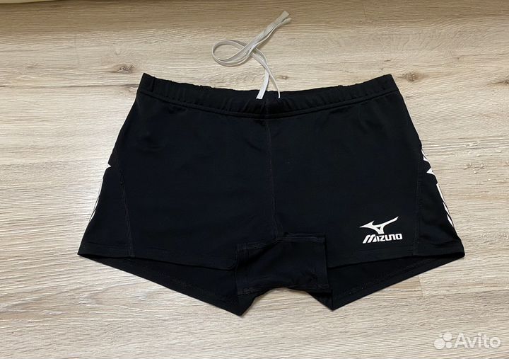 Волейбольные шорты mizuno