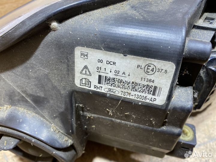 Комплект ксеноновых фар Ford Mondeo 4