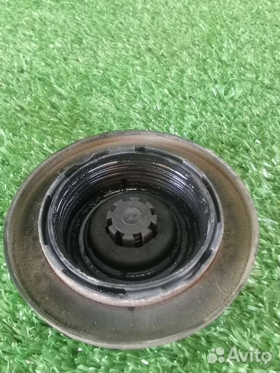 Пробка расширительного бочка mercedes w163 ml320