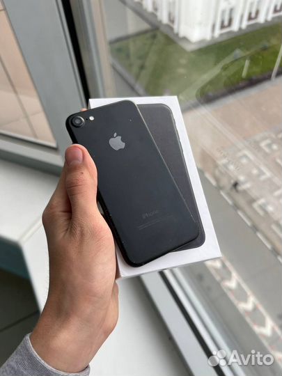 iPhone 7, 128 ГБ