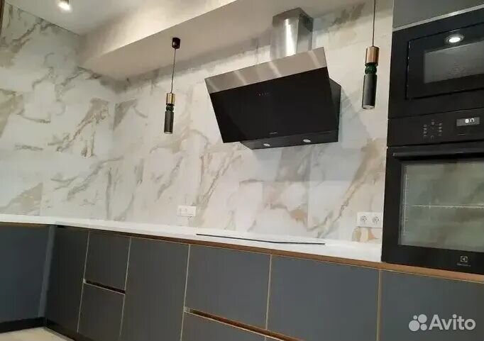 Кухня. Широкий выбор фурнитур