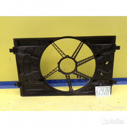 Audi A3 Volkswagen Golf Диффузор вентилятора