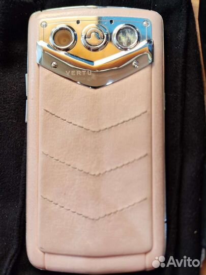 Vertu Constellation Quest, 8 ГБ