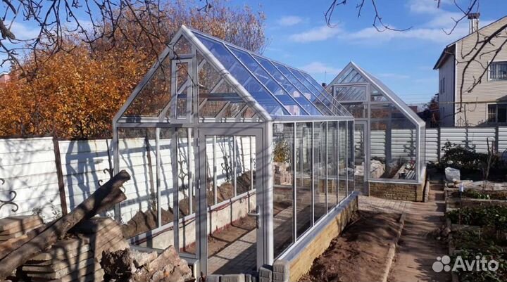 Стеклянная теплица