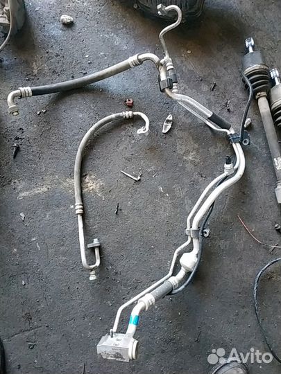 Трубка кондиционера Hyundai Elantra HD 2008 год