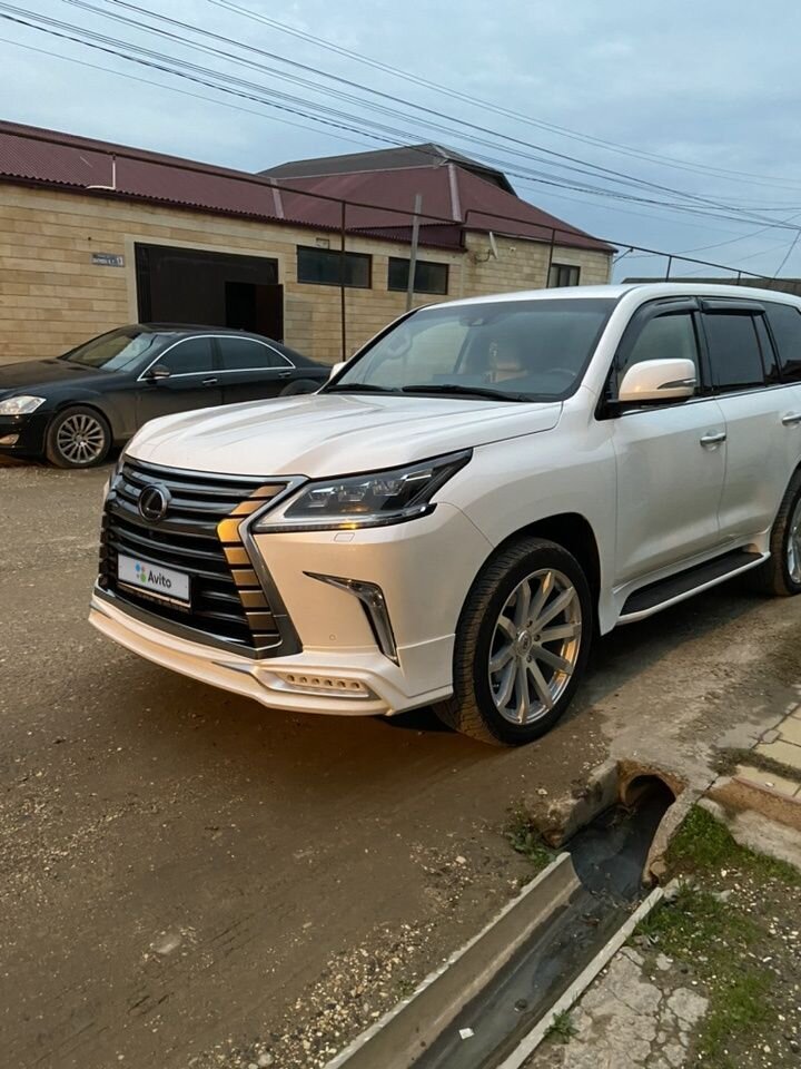 Lexus LX: фото владельца