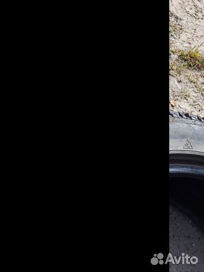 Yokohama Ice Guard Stud IG55 245/50 R18