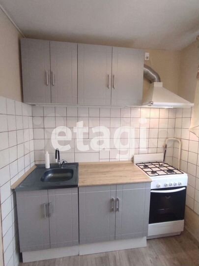 3-к. квартира, 56 м², 5/5 эт.