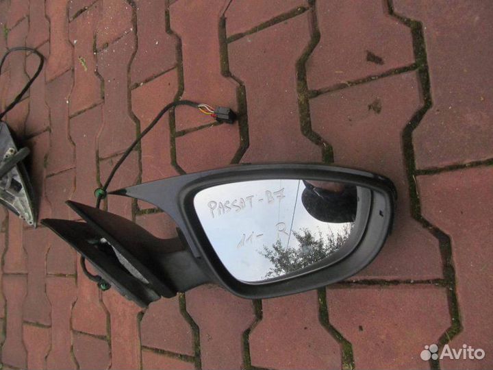 Зеркало правое Volkswagen Passat CC 2008