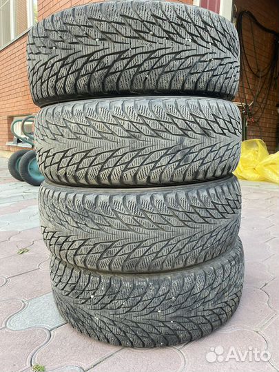 Nokian Tyres Hakkapeliitta R2 205/60 R16