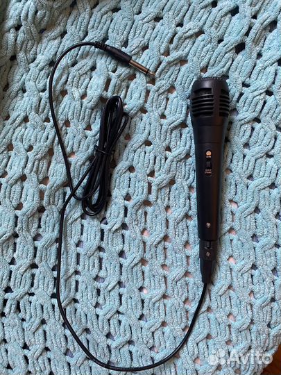 Караоке микрофон