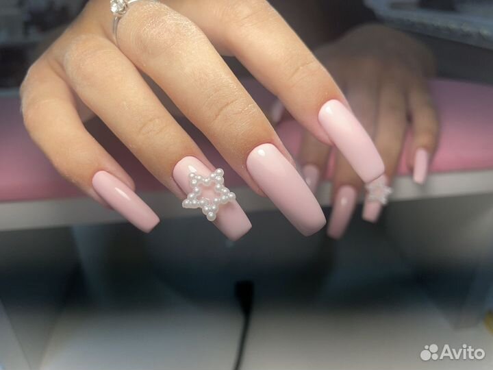 Мастер маникюра и педикюра