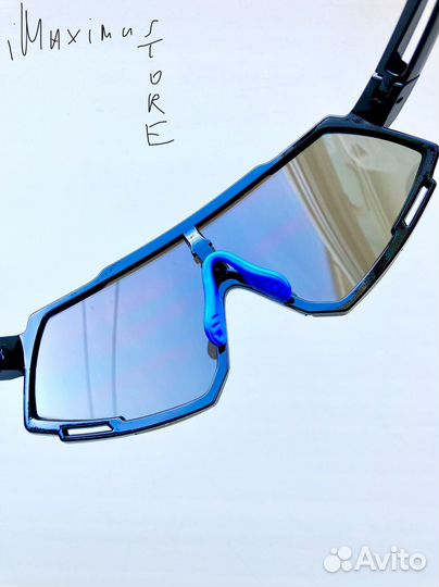 Спортивные солнцезащитные очки чёрно-синие