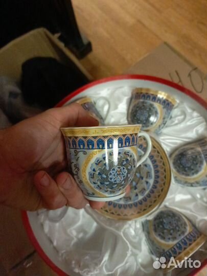 Набор столовой посуды (чайный сервиз)