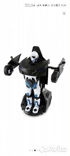 Робот машина трансформер на пульте управления