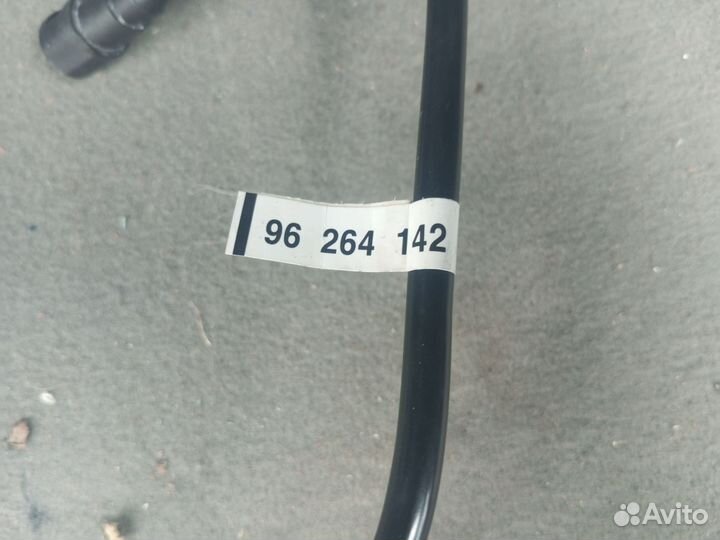 Трубка бензопровода Шевроле Rezzo