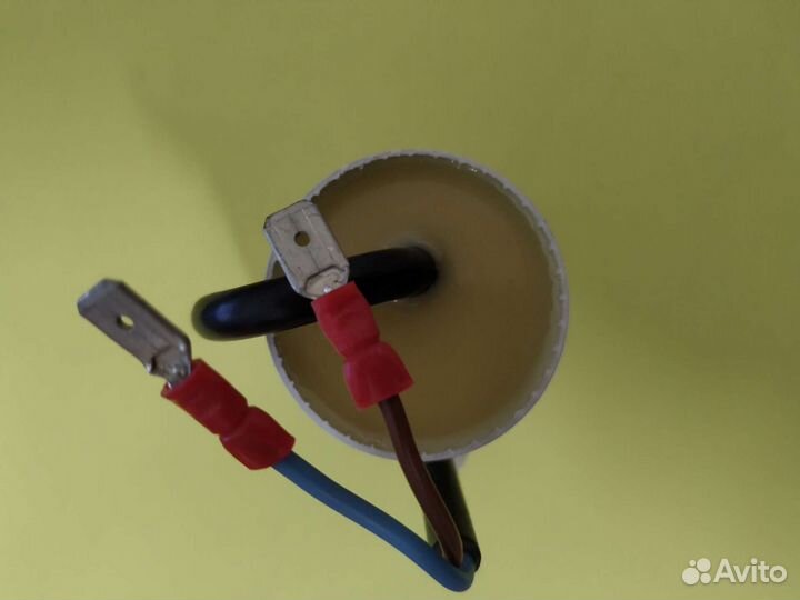 Пусковой конденсатор Miflex 16uF 450V