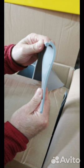 Резинка отлива полуприцепа шторного уплотнитель