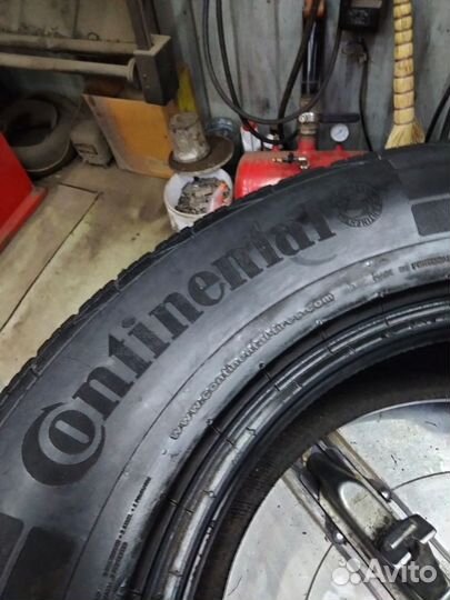 Continental ContiIceContact 4x4 265/65 R17